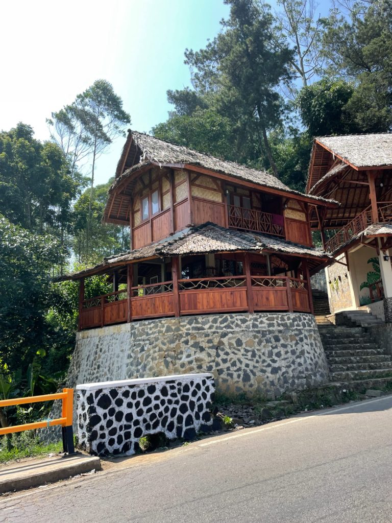 BSP-Cottage-Lamping_6.jpeg